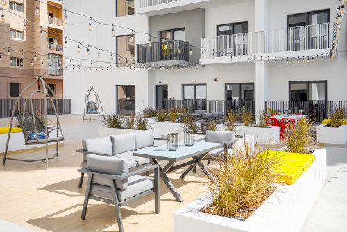 Stunning Outstanding Complex w/ Terrace + Coworking