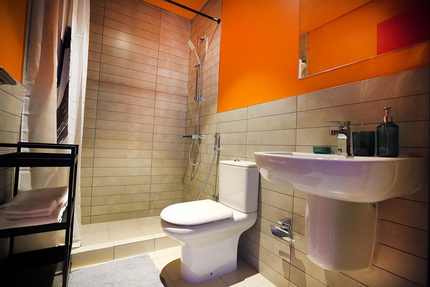  MeetUp Double Plus Room In Shared Apartment  -  Stunning Outstanding Complex w/ Terrace + Coworking Collective  - Gallery -  15