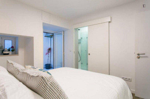 Modern 1-bedroom apartment in Bairro Alto 