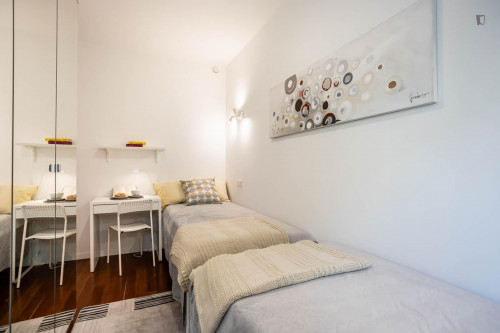 Room for 2 girls near Metro Wilanowska in Warsaw. - Gallery - 17