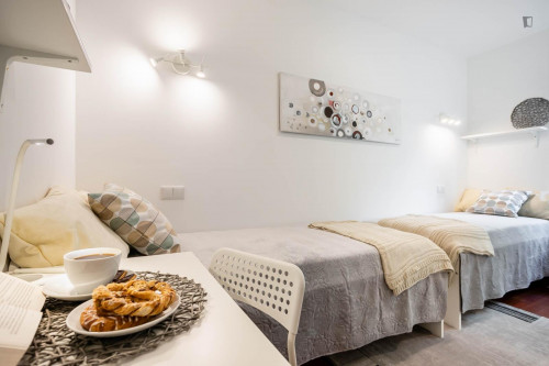 Room for 2 girls near Metro Wilanowska in Warsaw. - Gallery - 18