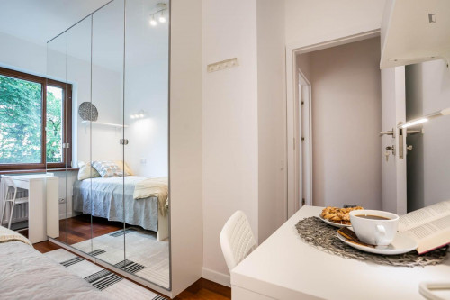 Room for 2 girls near Metro Wilanowska in Warsaw. - Gallery - 16