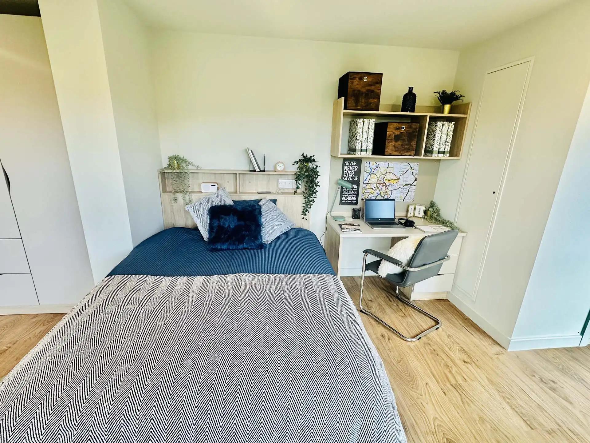 Gold Studio - Low Floor - 4