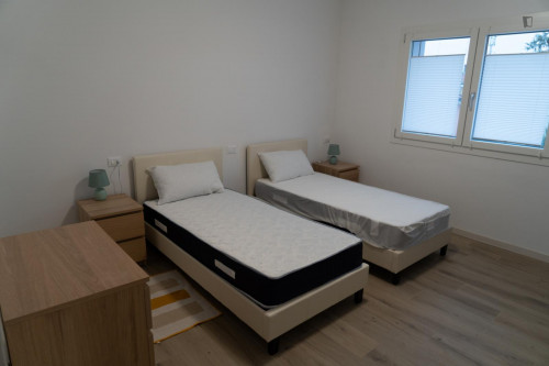 Cosy Twin Bedroom well connected to Università degli Studi di Padova