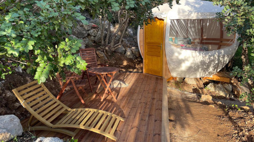 Brilliant complex near Foteinari Beach