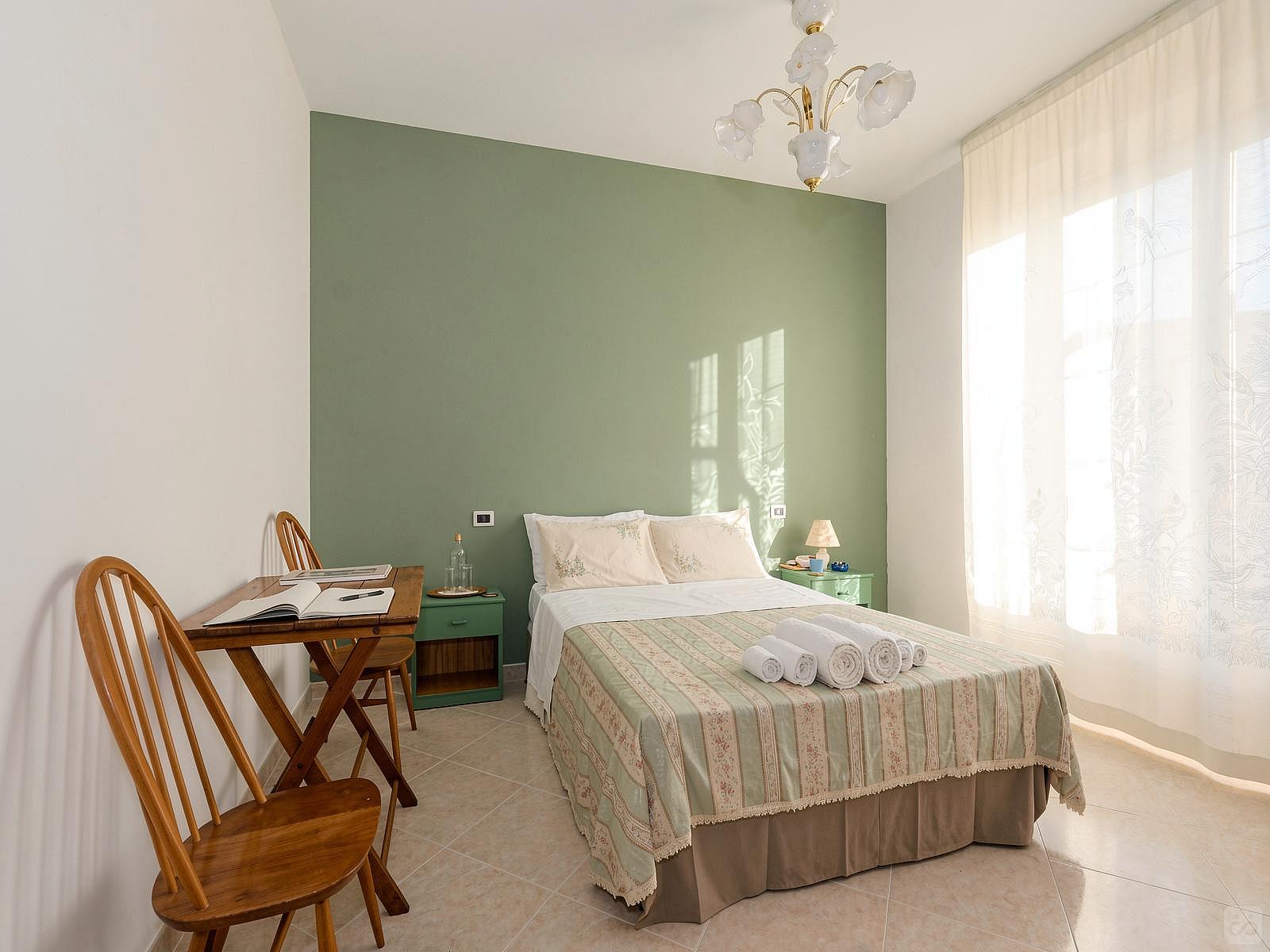 Private Double (single Occupancy) - Gorgeous villa near Sentiero Frassati Roseto-Biccari Home - Gallery - 16