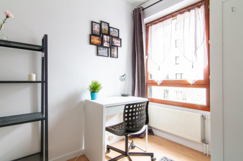 Very nice double bedroom in Rueil Malmaison