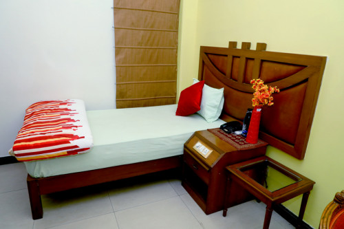 HelloWorld Alexa CoLiving - Gallery - 2