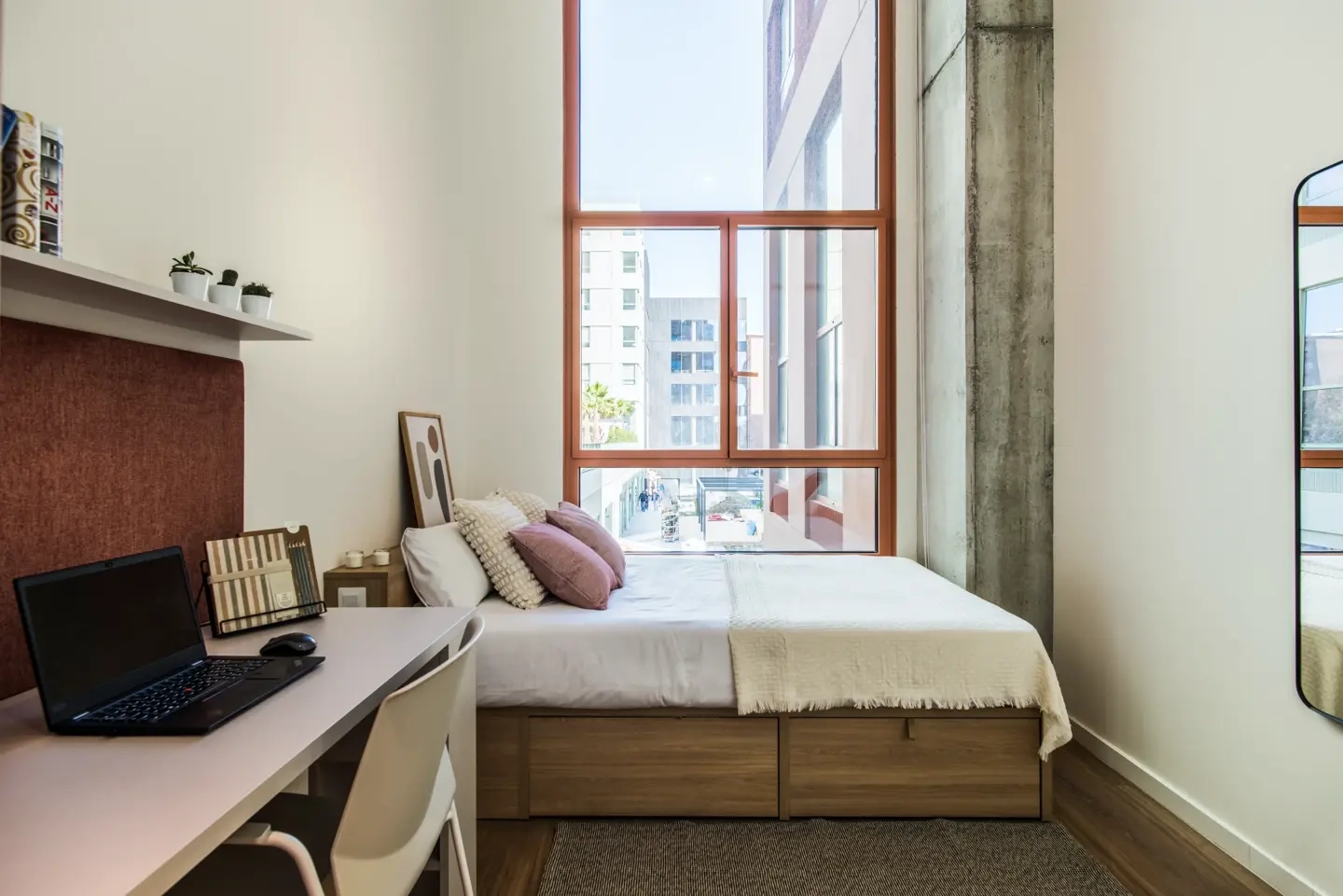 En-Suite - 1