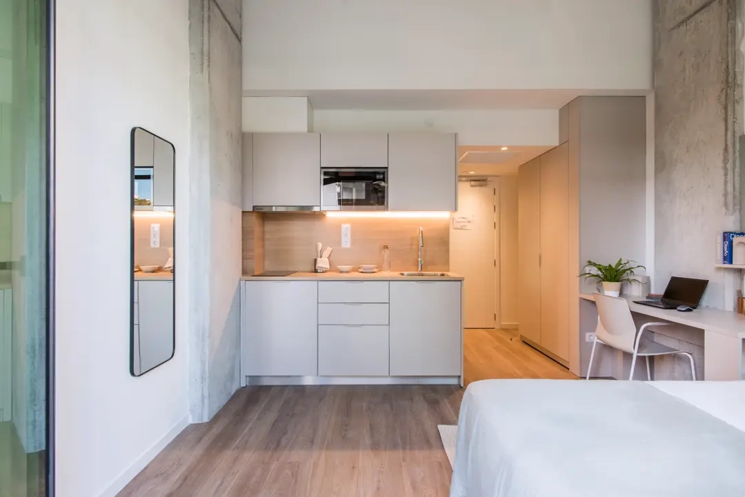 Studio Superior With Balcony - 3