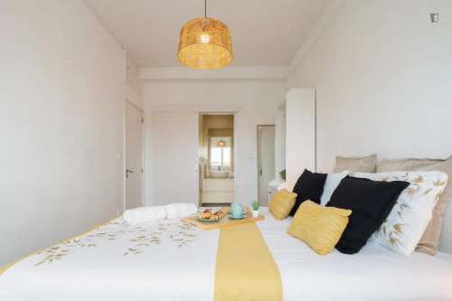 Very elegant 3-bedroom apartment near the Casa da Música metro - Gallery - 7