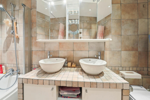 2-bedroom apartment - Gallery - 10