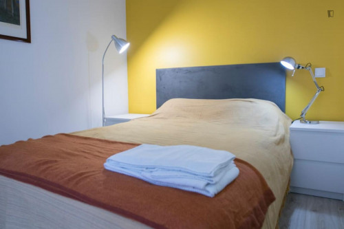 Comfy 1-bedroom flat in penedo da Saudade - Gallery - 13