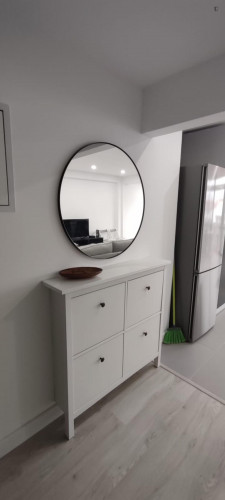 Lovely double bedroom in Almada - Gallery - 11