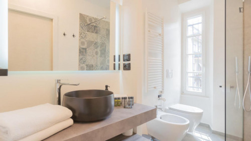 Delightful 1-bedroom apartment in the centre of Como - Gallery - 13