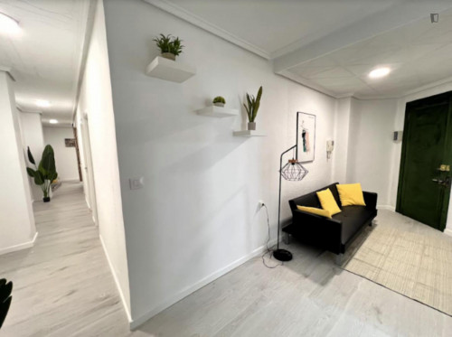 Snug single bedroom near Gulliver park  - Gallery -  5