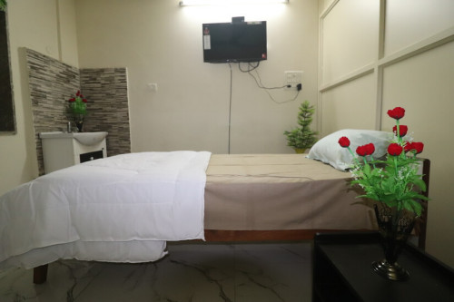 HelloWorld Axis CoLiving  - Gallery -  3