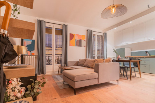 2-bedroom apartment, with outdoor area