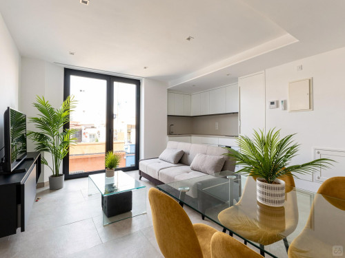 Vibrant Coliving Community for Remote Workers in Tranquil Guanarteme Near Beaches