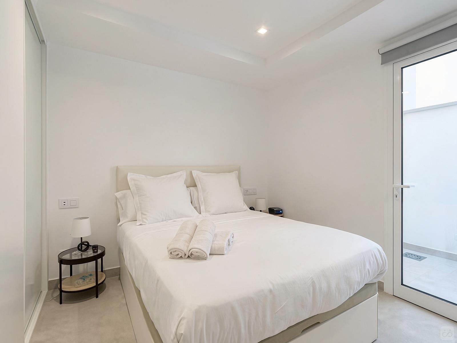 1 Bedroom Apartment (1A) - Vibrant Coliving Community for Remote Workers in Tranquil Guanarteme Near Beaches - Gallery - 36