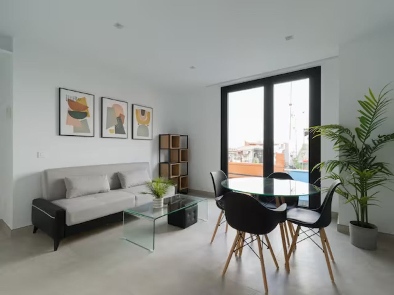 1 Bedroom Apartment (1A) - Vibrant Coliving Community for Remote Workers in Tranquil Guanarteme Near Beaches - Gallery - 1