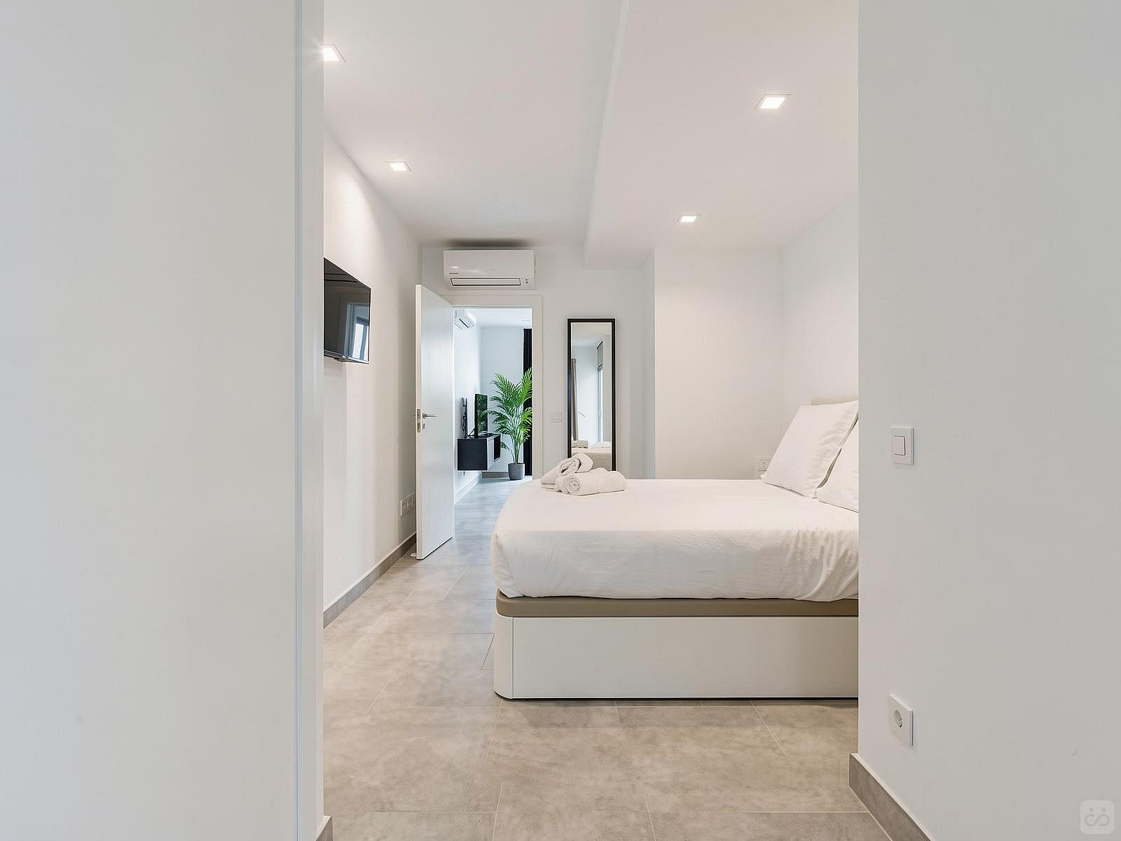 1 Bedroom Apartment (1B) - Vibrant Coliving Community for Remote Workers in Tranquil Guanarteme Near Beaches - Gallery - 30