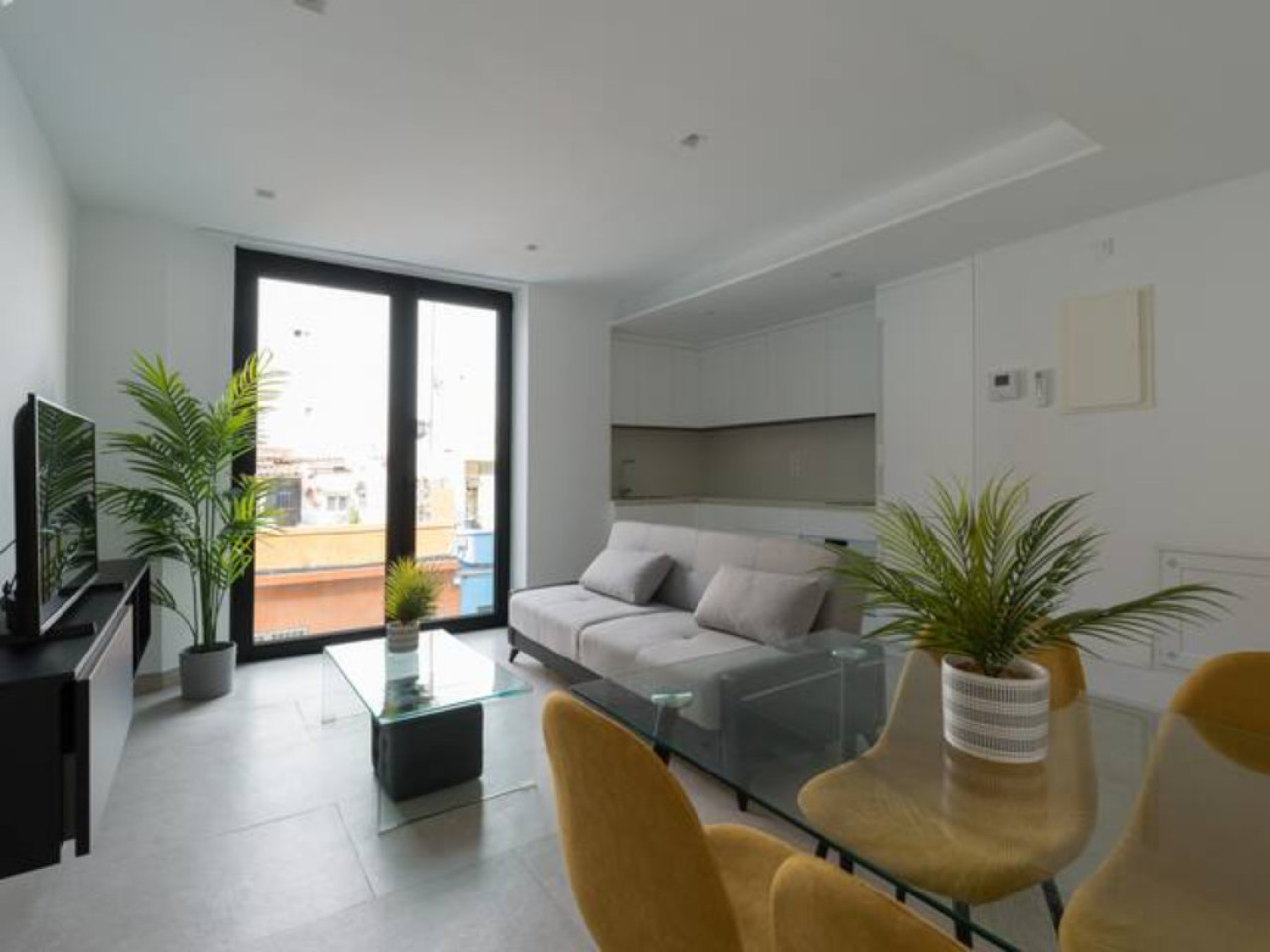 1 Bedroom Apartment (1B) - Vibrant Coliving Community for Remote Workers in Tranquil Guanarteme Near Beaches - Gallery - 17