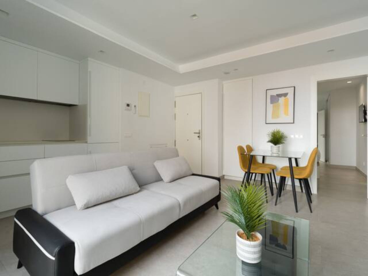 1 Bedroom Apartment (1B) - Vibrant Coliving Community for Remote Workers in Tranquil Guanarteme Near Beaches - Gallery - 5