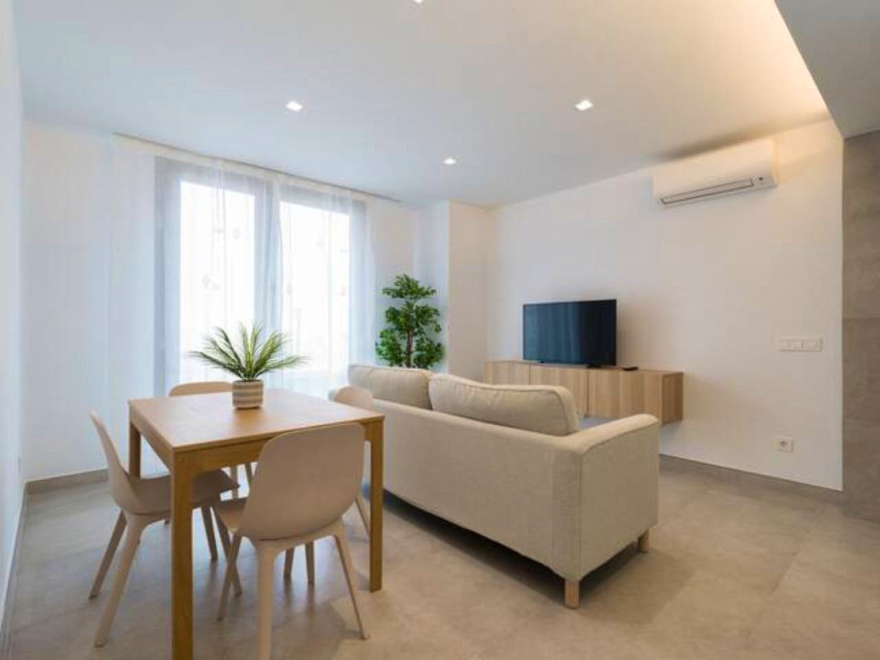 1 Bedroom Apartment (2A) - Vibrant Coliving Community for Remote Workers in Tranquil Guanarteme Near Beaches - Gallery - 12
