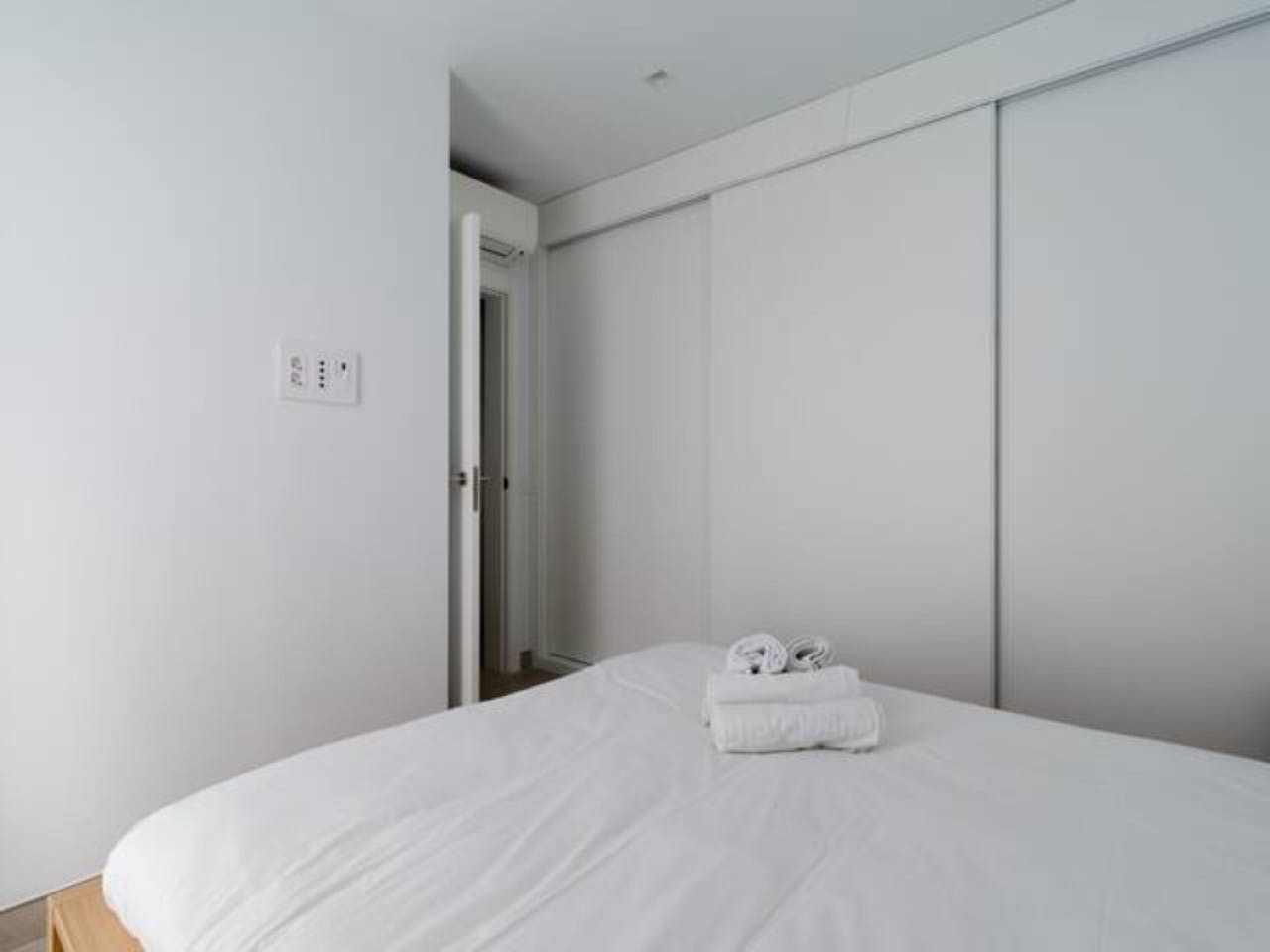 1 Bedroom Apartment (2A) - Vibrant Coliving Community for Remote Workers in Tranquil Guanarteme Near Beaches - Gallery - 5