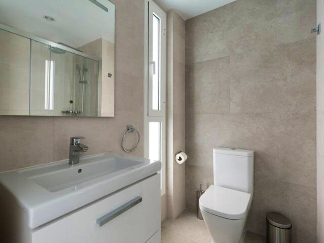 1 Bedroom Apartment (2B) - Vibrant Coliving Community for Remote Workers in Tranquil Guanarteme Near Beaches - Gallery - 13