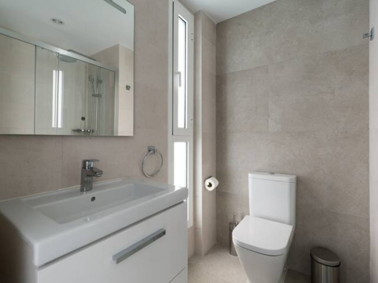 1 Bedroom Apartment (2B) - Vibrant Coliving Community for Remote Workers in Tranquil Guanarteme Near Beaches - Gallery - 6