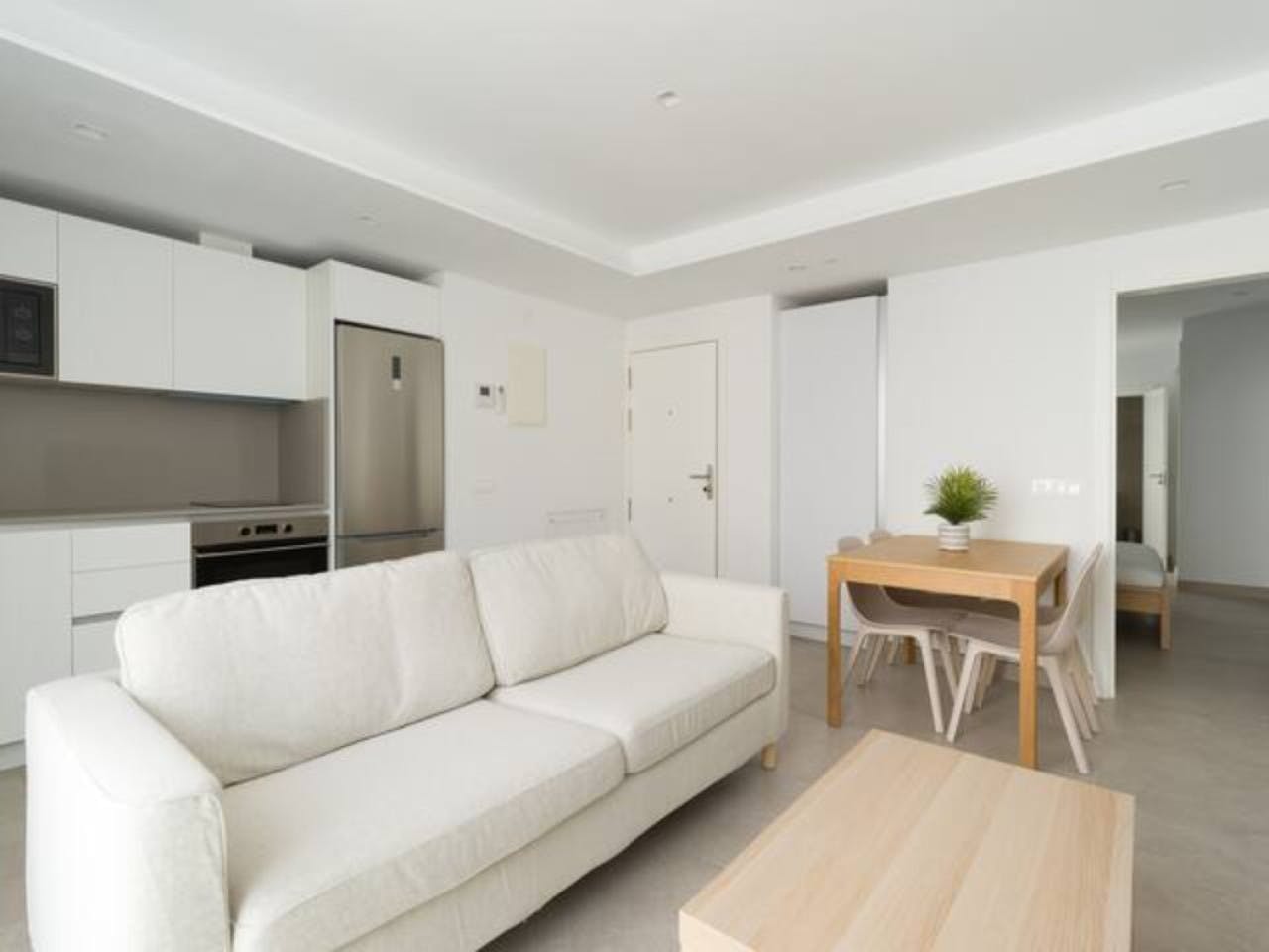 1 Bedroom Apartment (2B) - Vibrant Coliving Community for Remote Workers in Tranquil Guanarteme Near Beaches - Gallery - 4