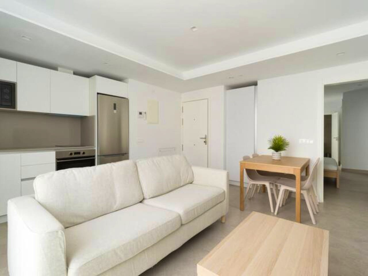 1 Bedroom Apartment (2B) - Vibrant Coliving Community for Remote Workers in Tranquil Guanarteme Near Beaches - Gallery - 11