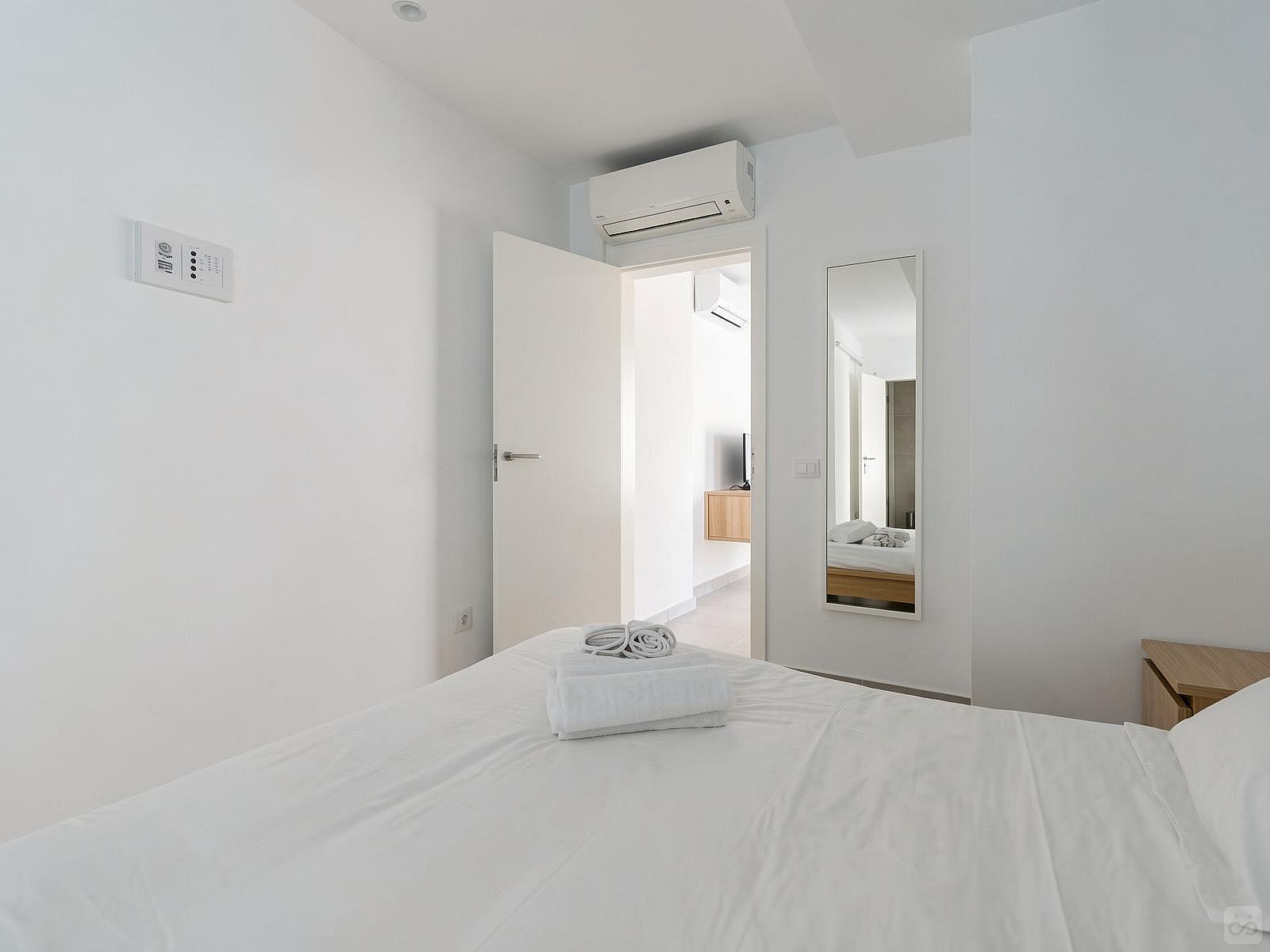 1 Bedroom Apartment (2B) - Vibrant Coliving Community for Remote Workers in Tranquil Guanarteme Near Beaches - Gallery - 31