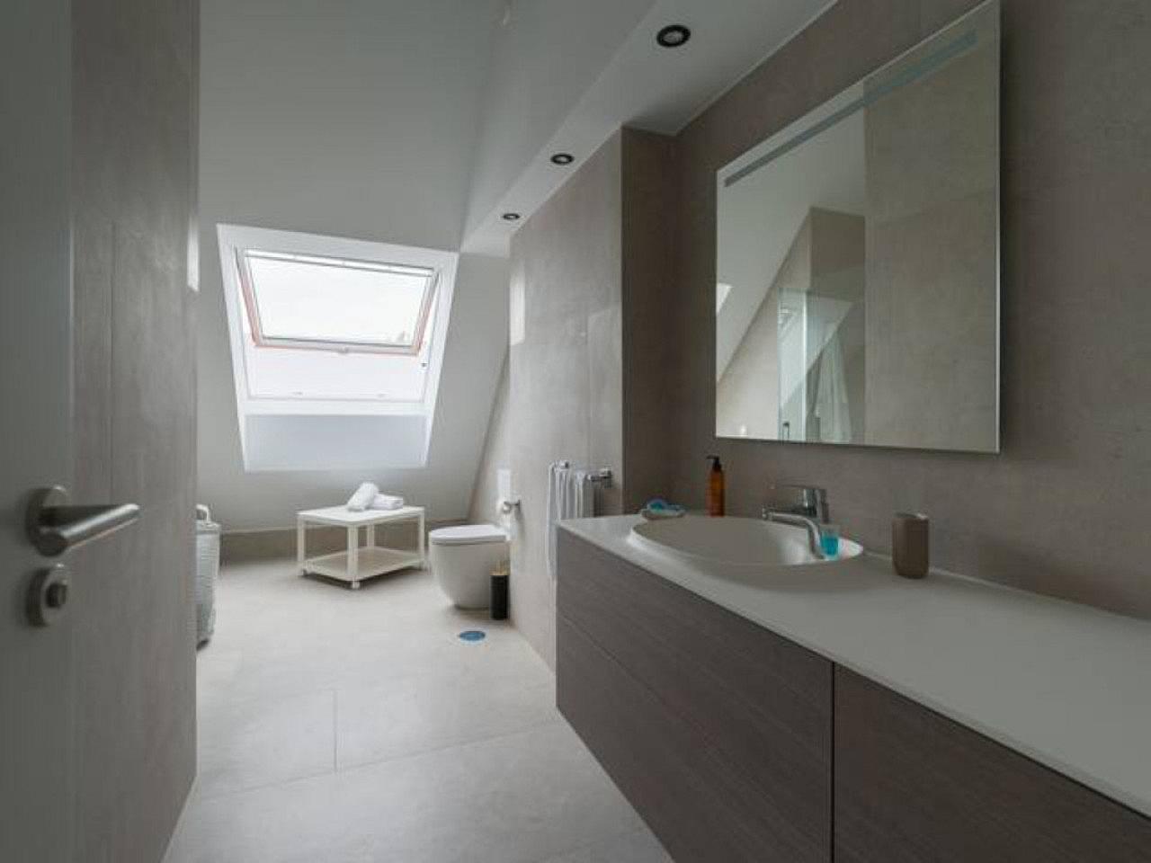 Penthouse Apartment - Vibrant Coliving Community for Remote Workers in Tranquil Guanarteme Near Beaches - Gallery - 36