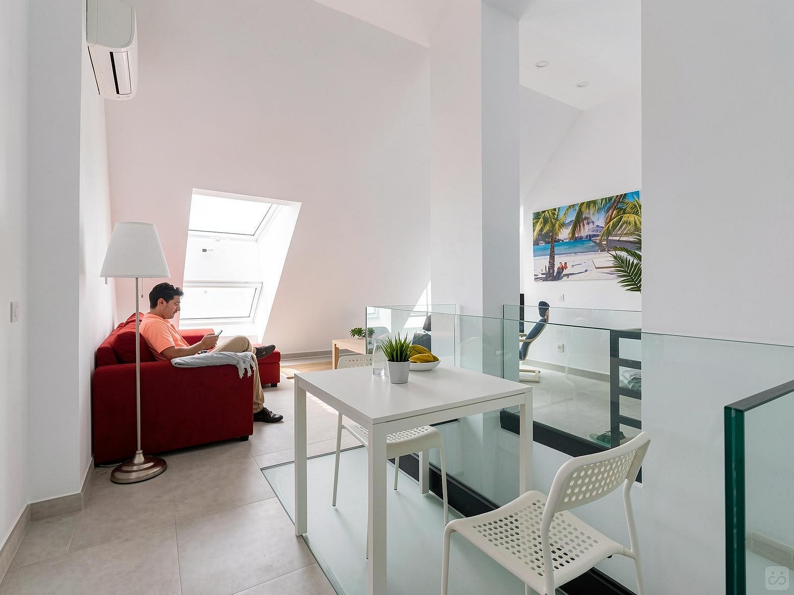 Penthouse Apartment - Vibrant Coliving Community for Remote Workers in Tranquil Guanarteme Near Beaches - Gallery - 42