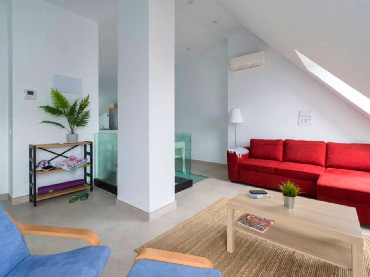 Penthouse Apartment - Vibrant Coliving Community for Remote Workers in Tranquil Guanarteme Near Beaches - Gallery - 10