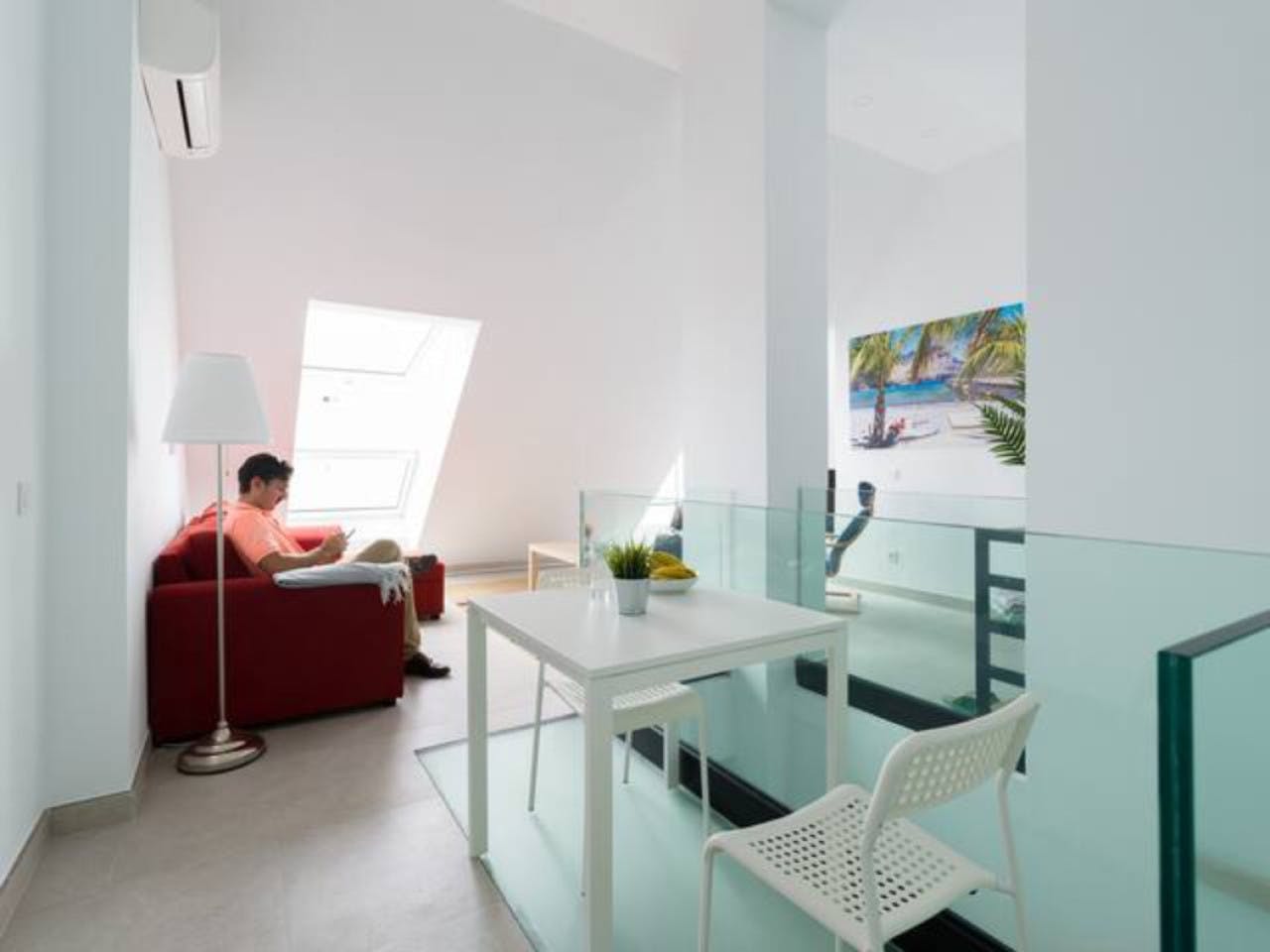 Penthouse Apartment - Vibrant Coliving Community for Remote Workers in Tranquil Guanarteme Near Beaches - Gallery - 6