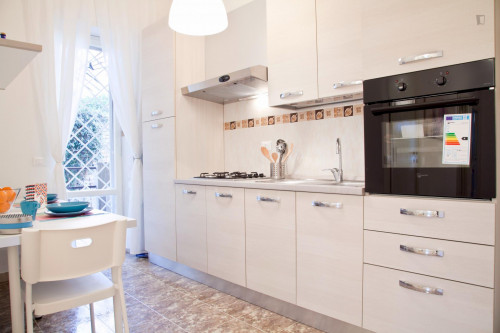 Double bedroom near Basilica S. Paolo - Gallery - 23