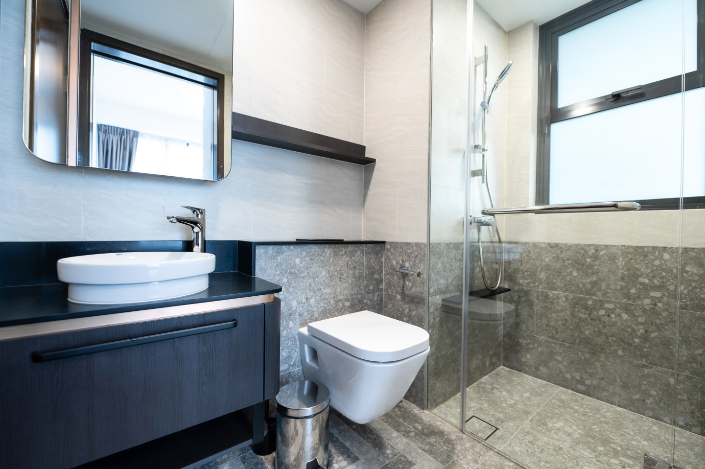 Junior Master Bedroom - Stunning apartment near Aft Chen Li Presby Ch Bus Stop - Gallery - 18