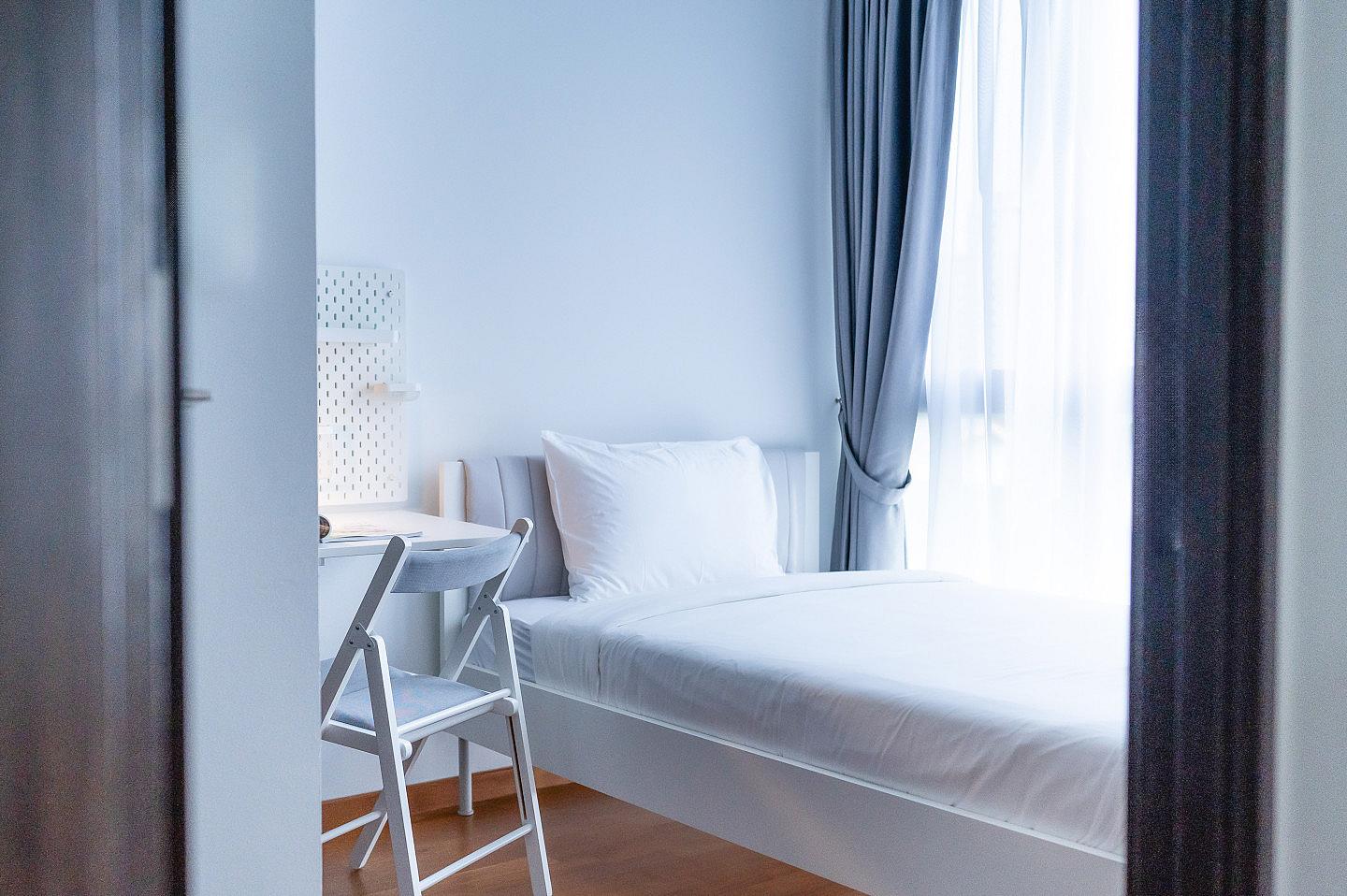  Junior Master Bedroom  -  Stunning apartment near Aft Chen Li Presby Ch Bus Stop  - Gallery -  23