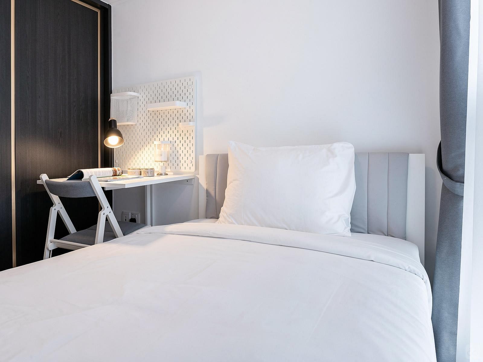 Junior Master Bedroom - Stunning apartment near Aft Chen Li Presby Ch Bus Stop - Gallery - 33