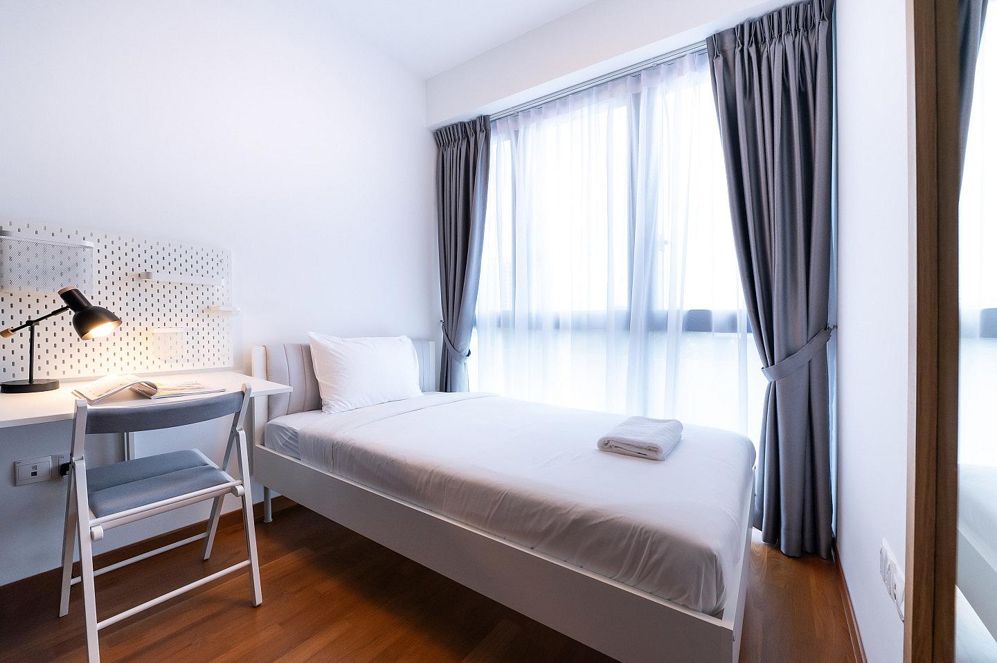  Junior Master Bedroom  -  Stunning apartment near Aft Chen Li Presby Ch Bus Stop  - Gallery -  19