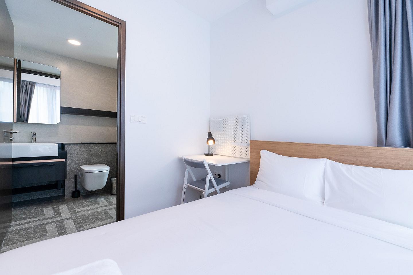 Master Bedroom - Stunning apartment near Aft Chen Li Presby Ch Bus Stop - Gallery - 19