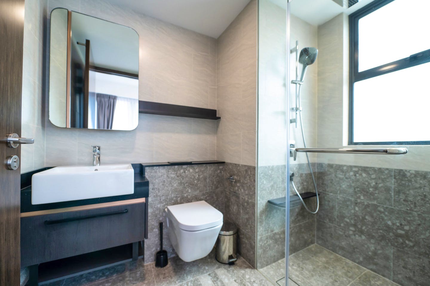  Master Bedroom  -  Stunning apartment near Aft Chen Li Presby Ch Bus Stop  - Gallery -  10