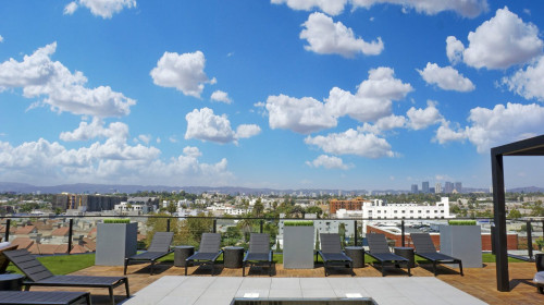 New Stylish complex minutes away from the beach and Downtown LA