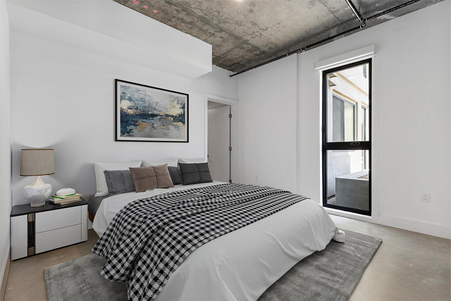  Private Room W/ Ensuite Bathroom  -  New Stylish complex minutes away from the beach and Downtown LA  - Gallery -  5