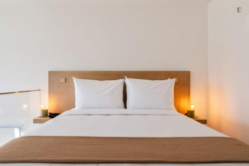 Stylish 1-bedroom apartment near Jardim do Morro - Gallery - 19
