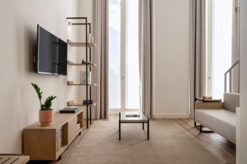 Stylish 1-bedroom apartment near Jardim do Morro - Gallery - 17
